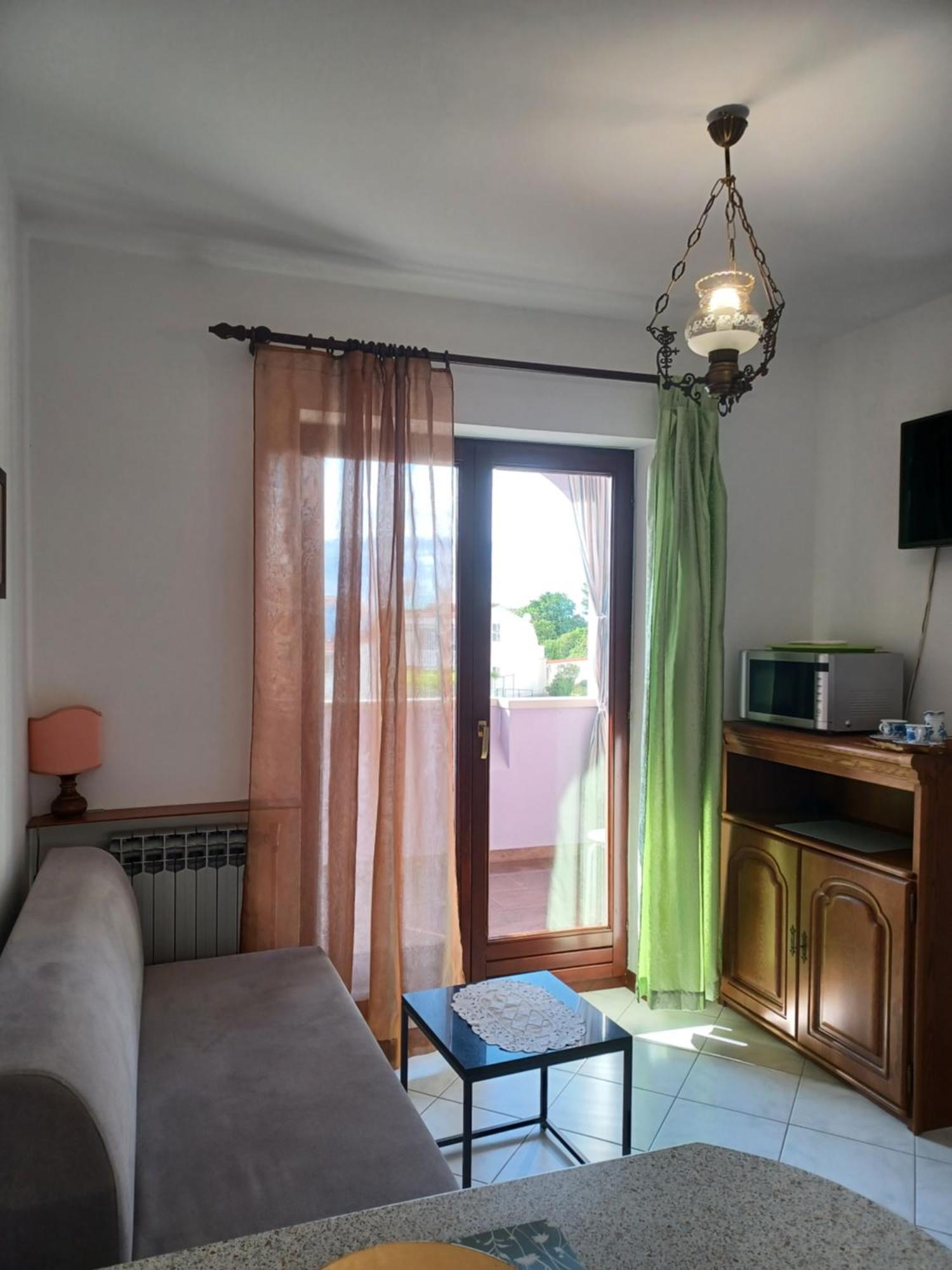Purple House Apartment Pula Bilik gambar