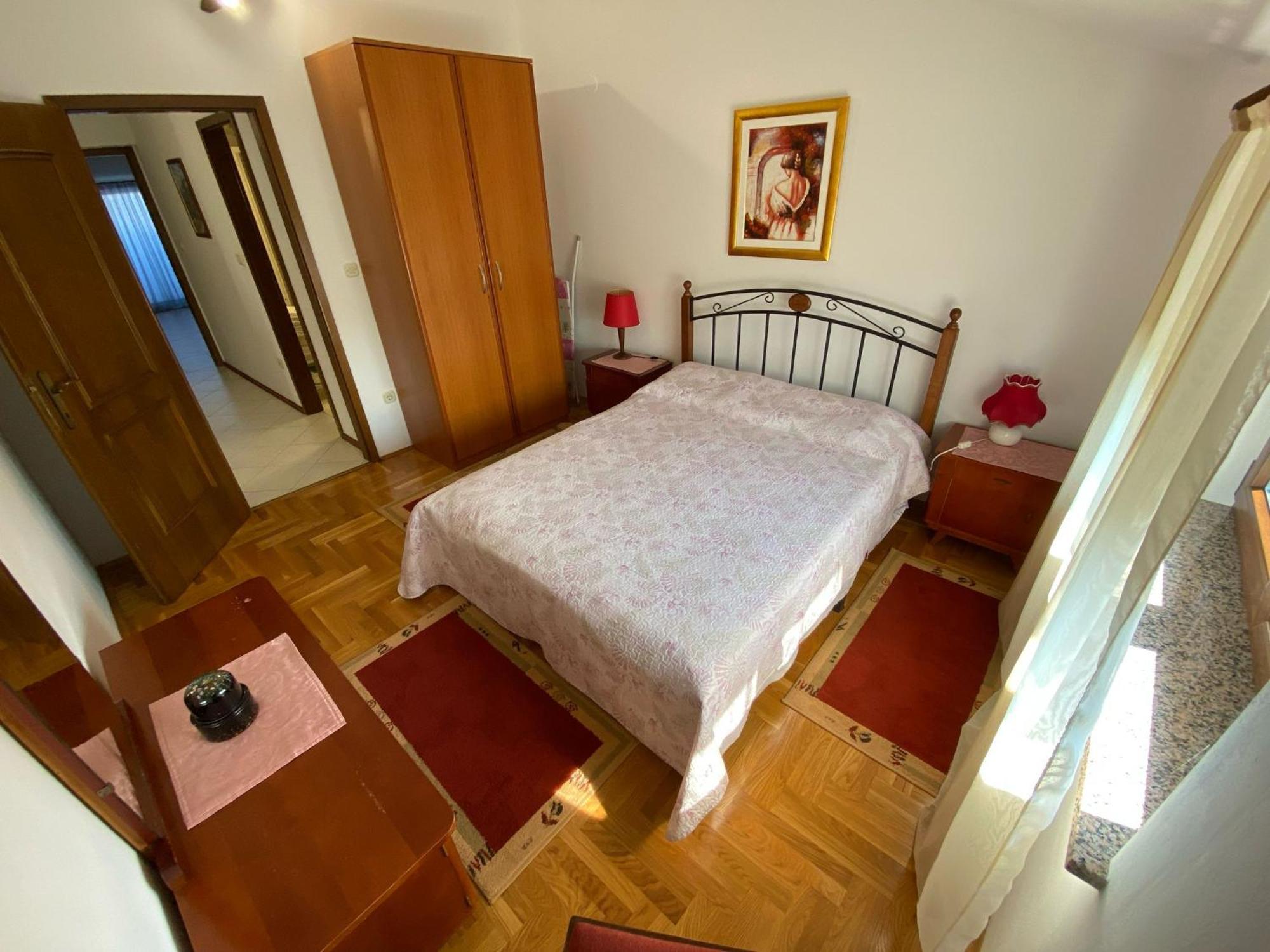 Purple House Apartment Pula Luaran gambar